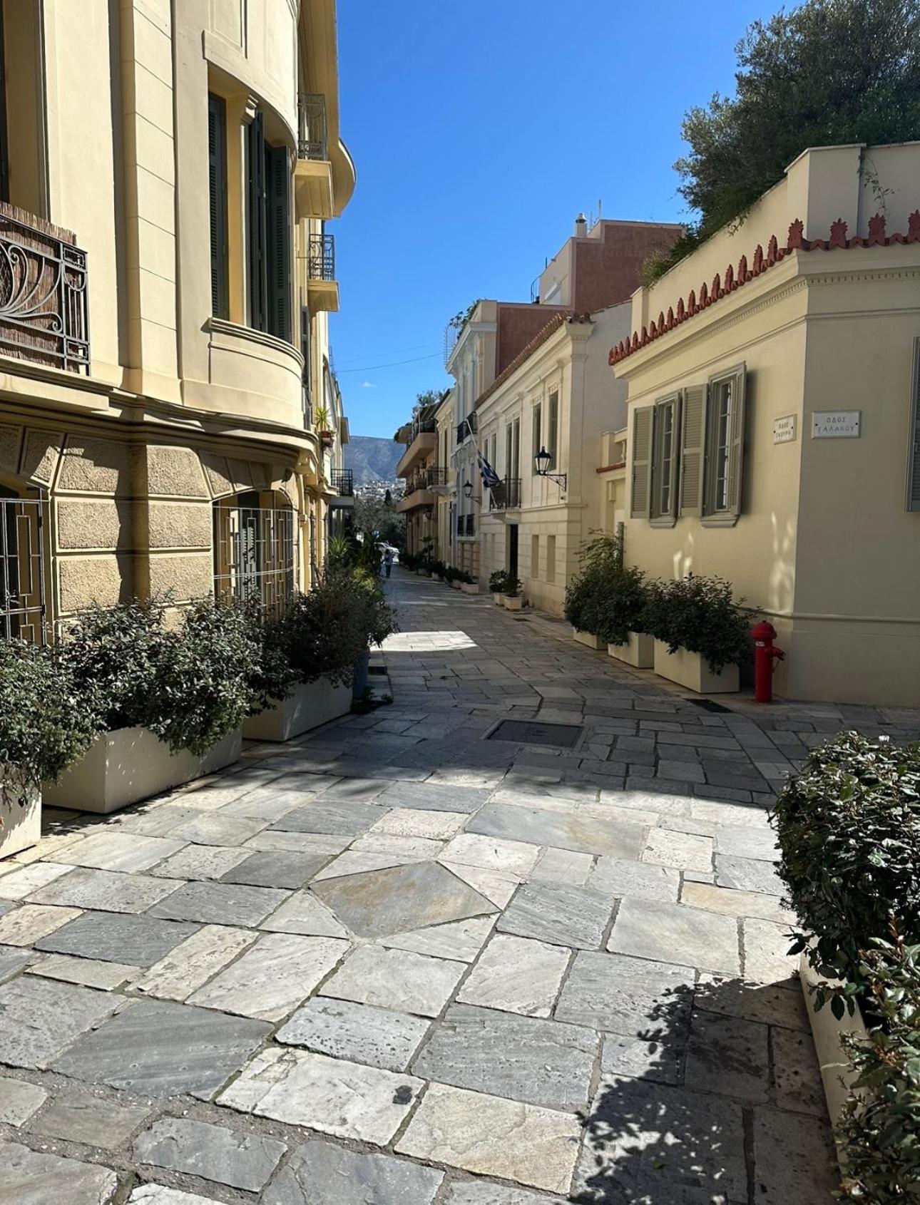 Central House In Plaka 雅典 外观 照片