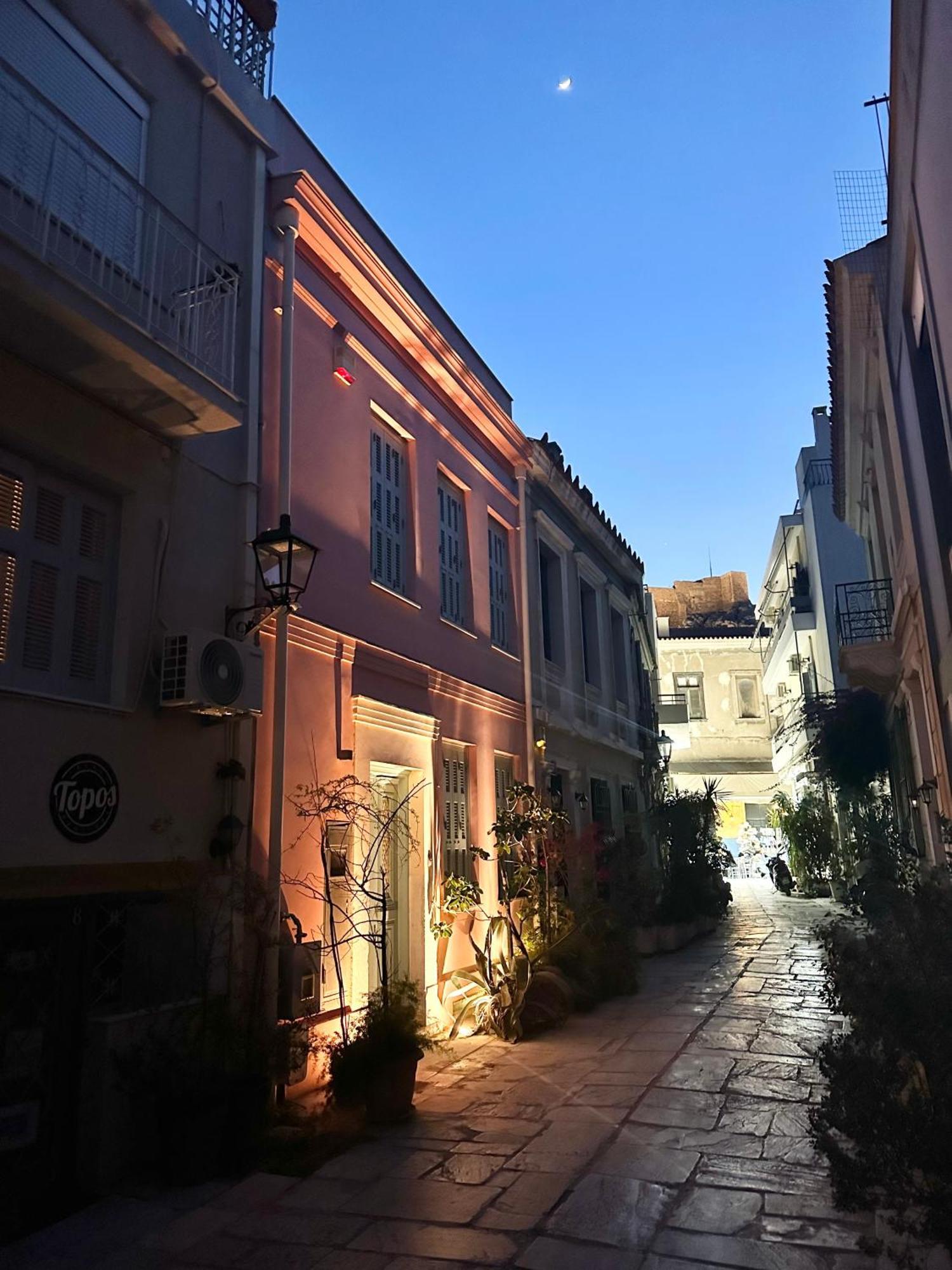 Central House In Plaka 雅典 外观 照片